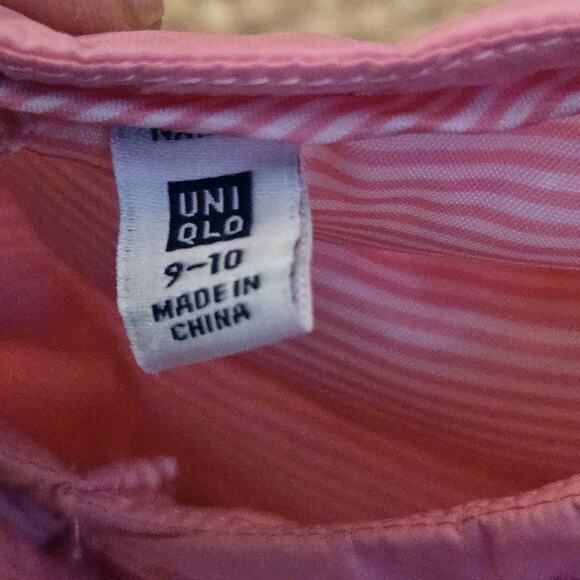 Uniqlo Jacket Kids Packable Original UNI QLO Lightweight Girls Padded Coat 9-10y - Picture 4 of 6